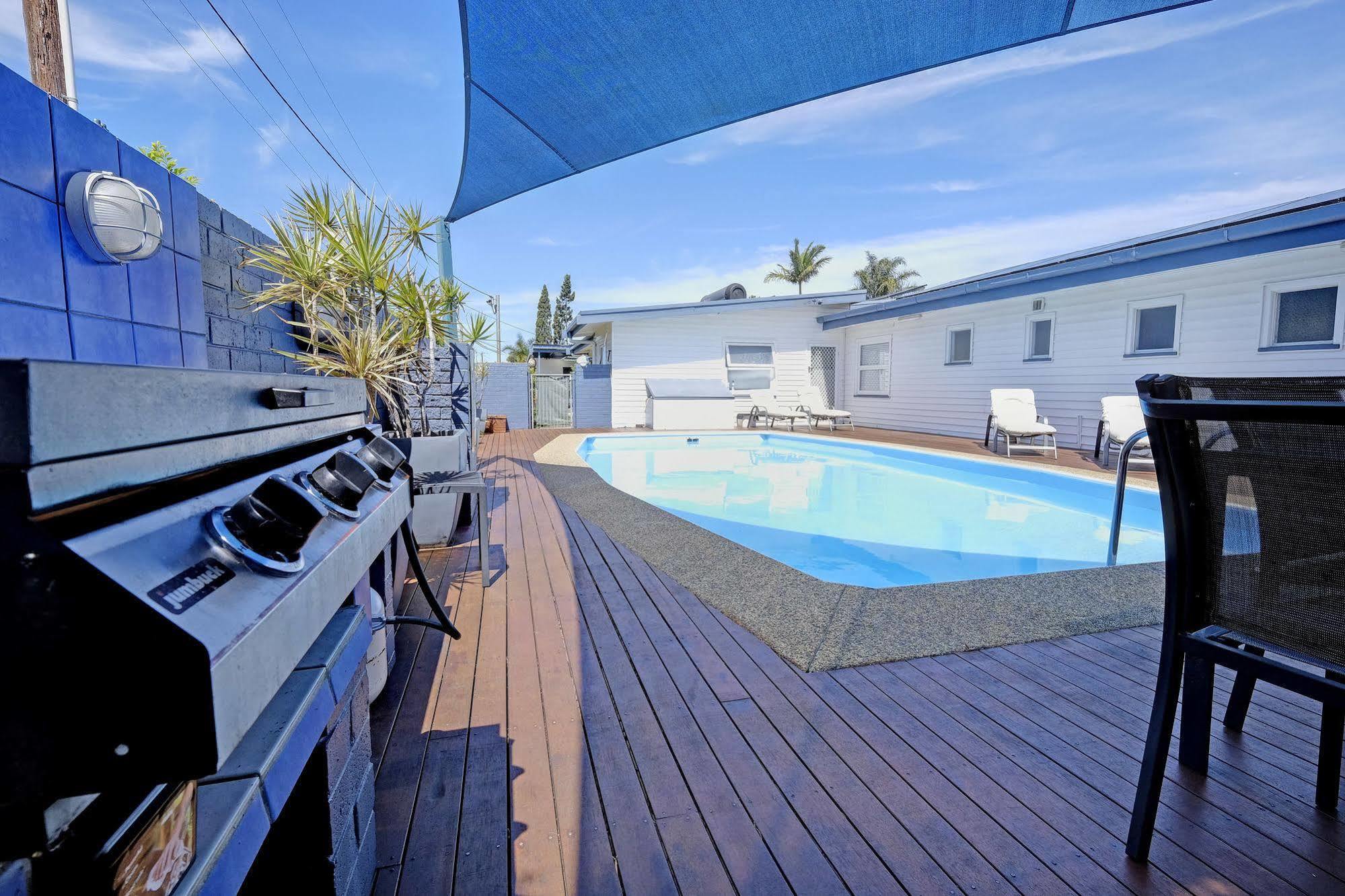 Bali Hi Motel Tuncurry Exterior foto