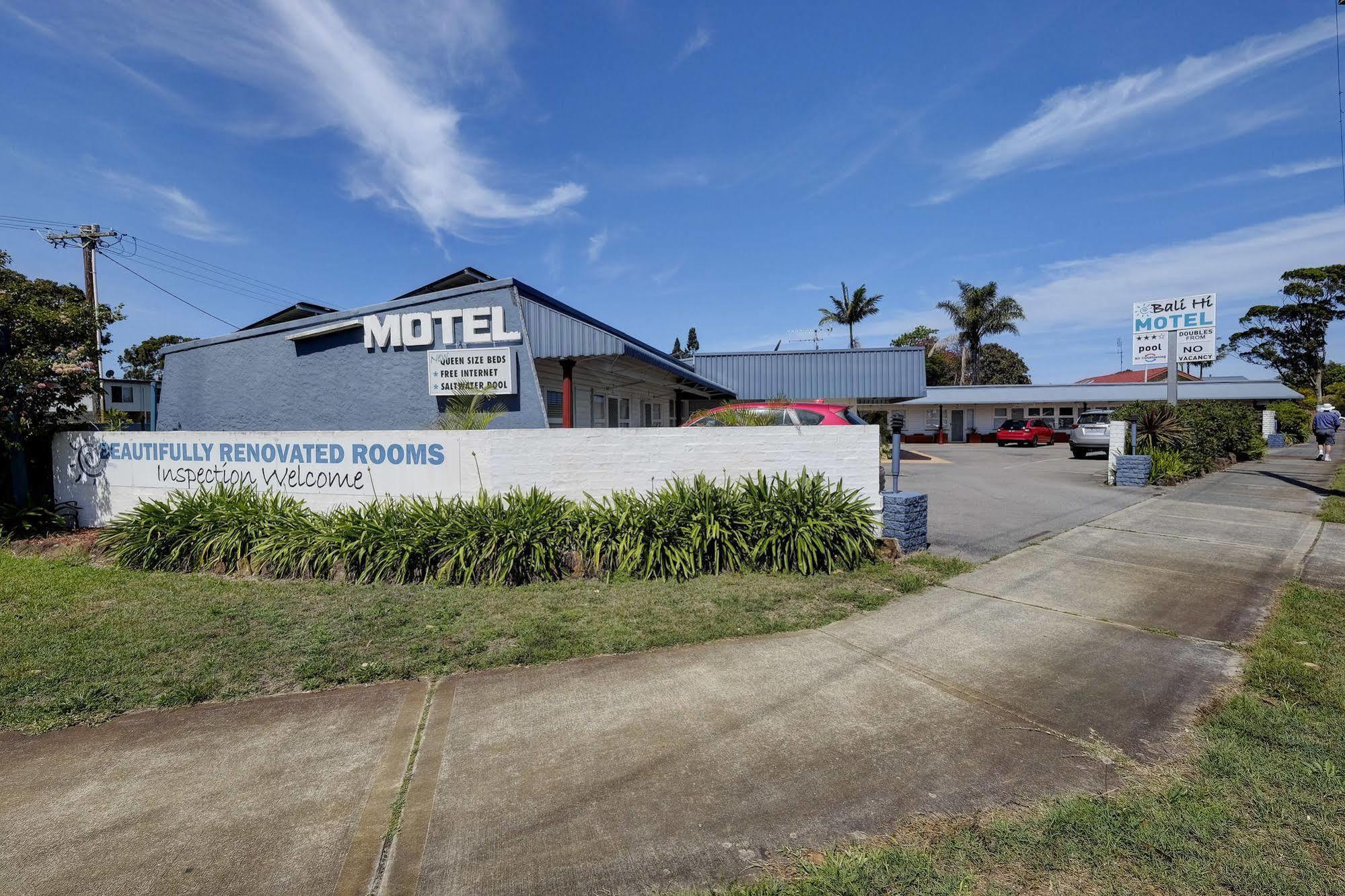 Bali Hi Motel Tuncurry Exterior foto
